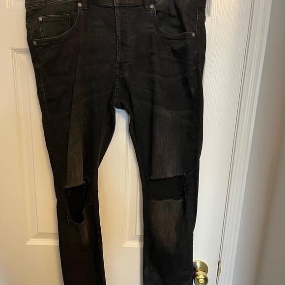 MENS H&M DISTRESSED CUT OUT DENIM JEANS - Picture 1 of 5